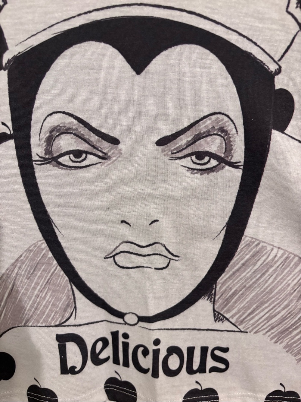 Disney Black & White 'Poison Apple' Kids Short Sleeve Tee
